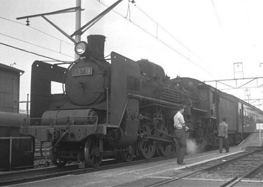 keic5719.jpg (42693 oCg)