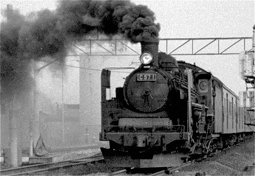 1972 2_13 ⒬c571 2048.jpg (90371 oCg)