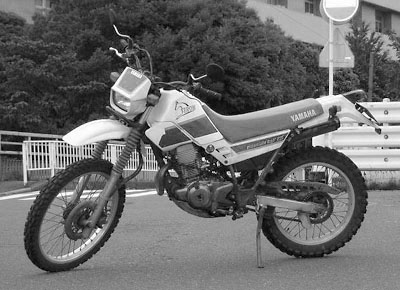 YAMAHA SEROW 225