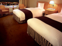 �Ɩ��p�z�e���x�b�h�@�[������