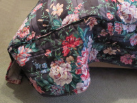 ���كz�e���̃x�b�h�J�o�[�z�c