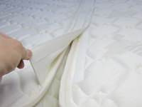 �L���O�T�C�Y��N�C�[���T�C�Y�A�L���O�T�C�Y�̃x�b�h�@�J���t�H���j�A�L���O�T�C�Y �傫�ȃx�b�h�@ �ʒ� ����