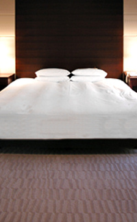 �f���x�@�f���x�J�o�[�@�z�e���̃x�b�h�J�o�[�ł�