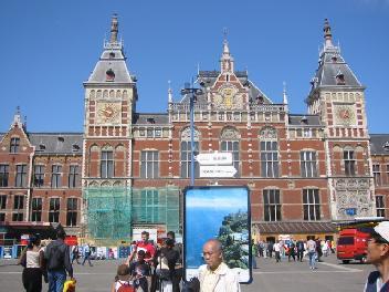 �A���X�e���_�������w