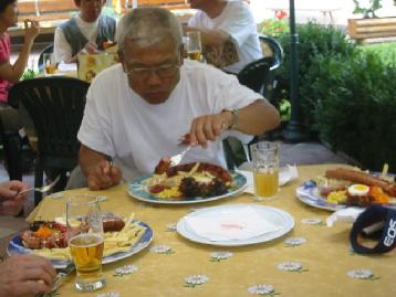 �����f�B���O�e�̃��X�g�����Œ��H