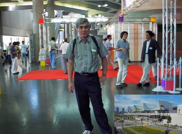 �G���g�����X�z�[���ɂāi�E���͓W���z�[���S�i�j