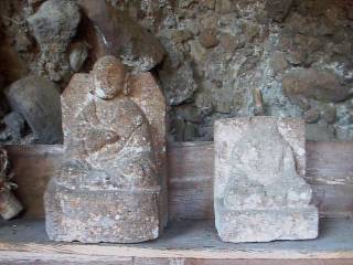 �V�O�����疳�����ւ̓r���ɂ������Ε�