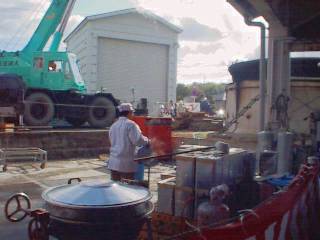 �傫�Ȋ��ɃN���[�����g���čޗ����o������