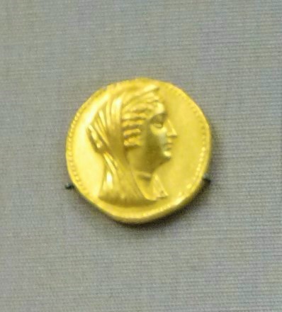 金貨:大英博物館所蔵/撮影 kikutamio
