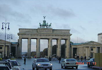 2.ブランデングルク門(凱旋門)