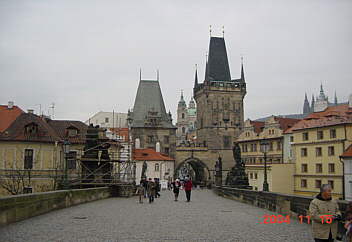 �J�������@���E�����ɂR�O�̂̐���(520m�΋�)1406�N