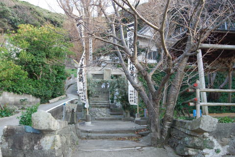 �����_��