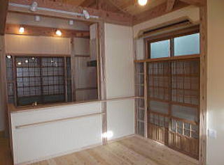 古材の木製サッシを生かしたヴィンテージリフォーム　埼玉県所沢市