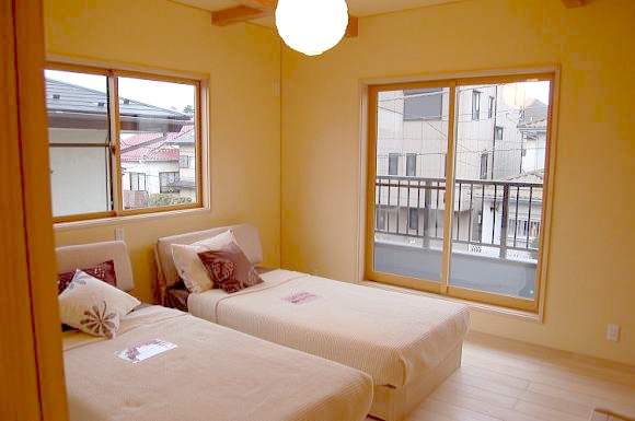 狭山市で建てた自然素材の家。寝室