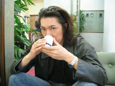 �N���b�N����ƃ��b�Z�[�W�������܂��I