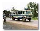 ベトナムの乗合バス