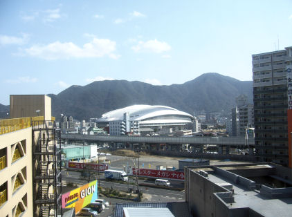 ドーム遠景
