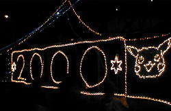 �҂�����[