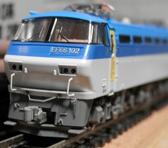 EF66-100